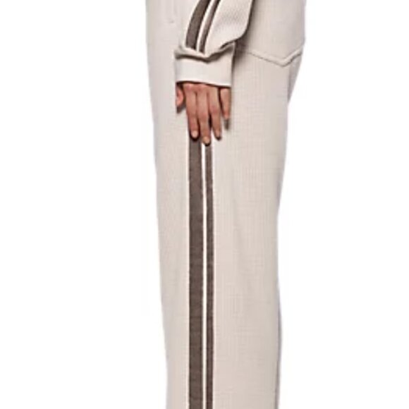 Onitsuka Tiger - Waffle Beige/Brown - Full Track Suit - Unisex - Medium - Picture 2 of 10